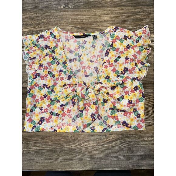 VERO MODA Floral Crop Top. Size XS. Floral Design. NWOT. N - Picture 2 of 7